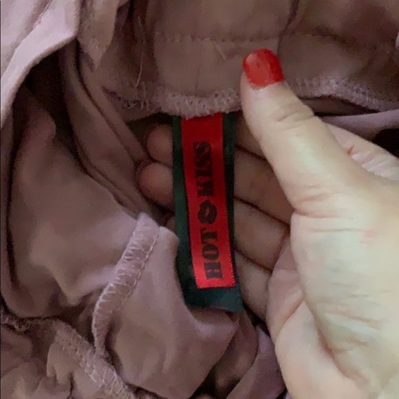 “Hot Kiss” pink flowy shorts - Picture 2 of 3